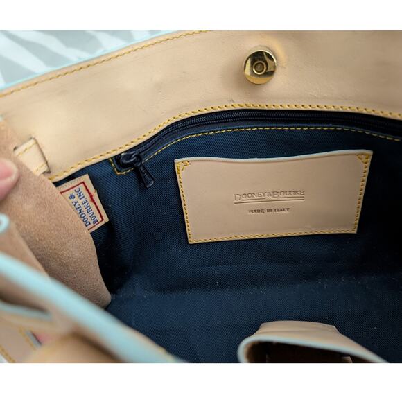 Dooney & Bourke Vintage Y2K Crayon Heart Mini Tassel Tote Satchel Italy - Picture 13 of 16